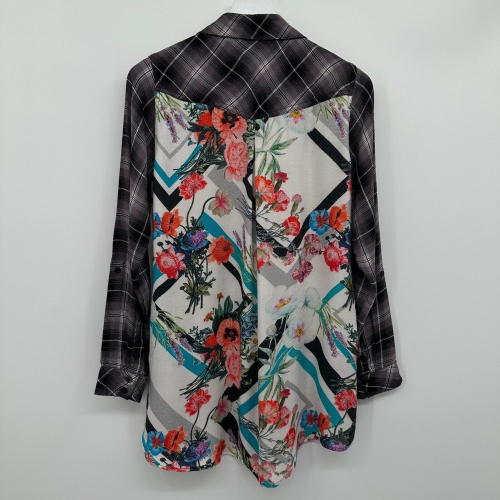 Tolani Collection Tunic Top Shirt Blouse Small Plaid Floral Long Sleeve Button U